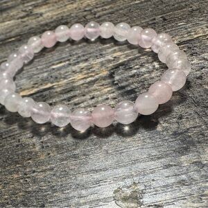 Elegant Rose Quartz Beaded Bracelet